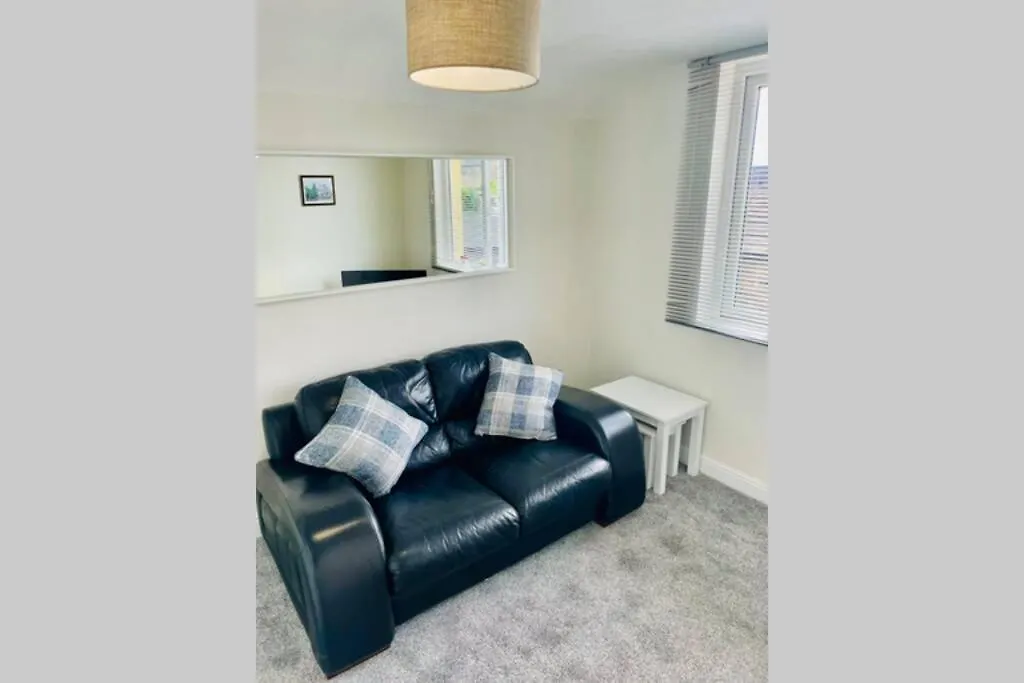 Modern Apartment In The Heart Of The Village. Baildon